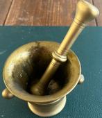 Erg zwaar messing antieke vijzel met stamper, Antiek en Kunst, Antiek | Koper en Brons, Ophalen of Verzenden