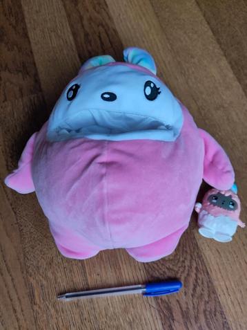 Knuffel met poppetje - 27 cm beschikbaar voor biedingen