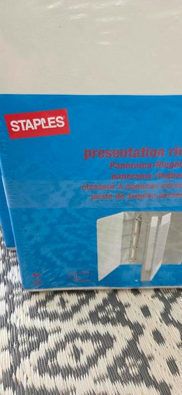 Staples Presentatie Ringbanden - Nieuw in verpakking beschikbaar voor biedingen