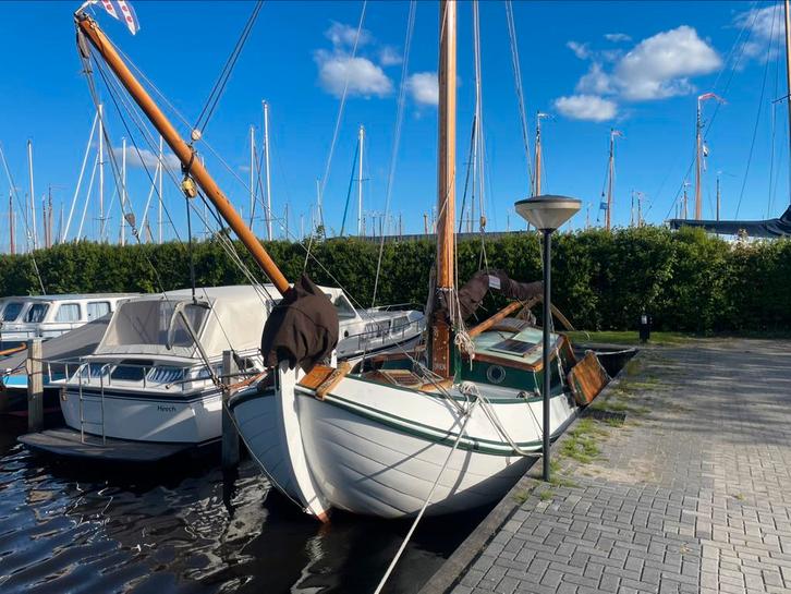 Orginele Lemster aak 10 meter. Blomaak moet weg, Watersport en Boten, Platbodems, Zo goed als nieuw, Staal, Diesel, Ophalen of Verzenden