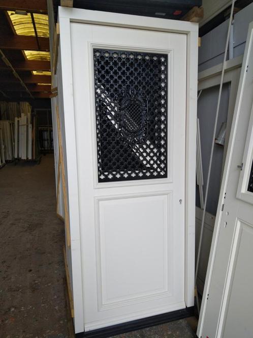 Hardhout kozijn met rooster voordeur, Doe-het-zelf en Verbouw, Deuren en Horren, Nieuw, Buitendeur, 215 cm of meer, 80 tot 100 cm