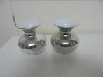 2 zilverkleurige vaasjes, Huis en Inrichting, Woonaccessoires | Vazen, Overige materialen, Overige kleuren, Ophalen of Verzenden