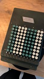Comptometer oude rekenmachine, Ophalen