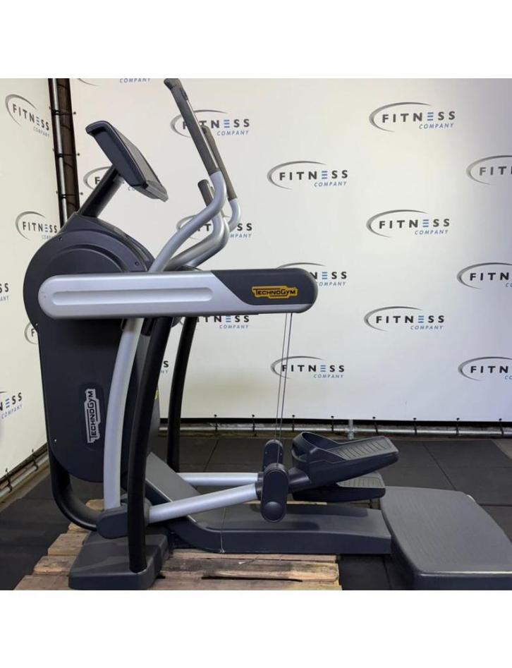 Technogym excite 700 vario | Crosstrainer | Vario, Sport en Fitness, Fitnessmaterialen, Gebruikt, Overige typen, Armen, Benen