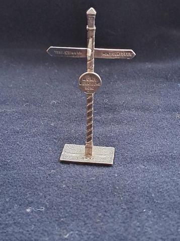 ANWB Wegwijzer Souvenir - Verzilverd  beschikbaar voor biedingen