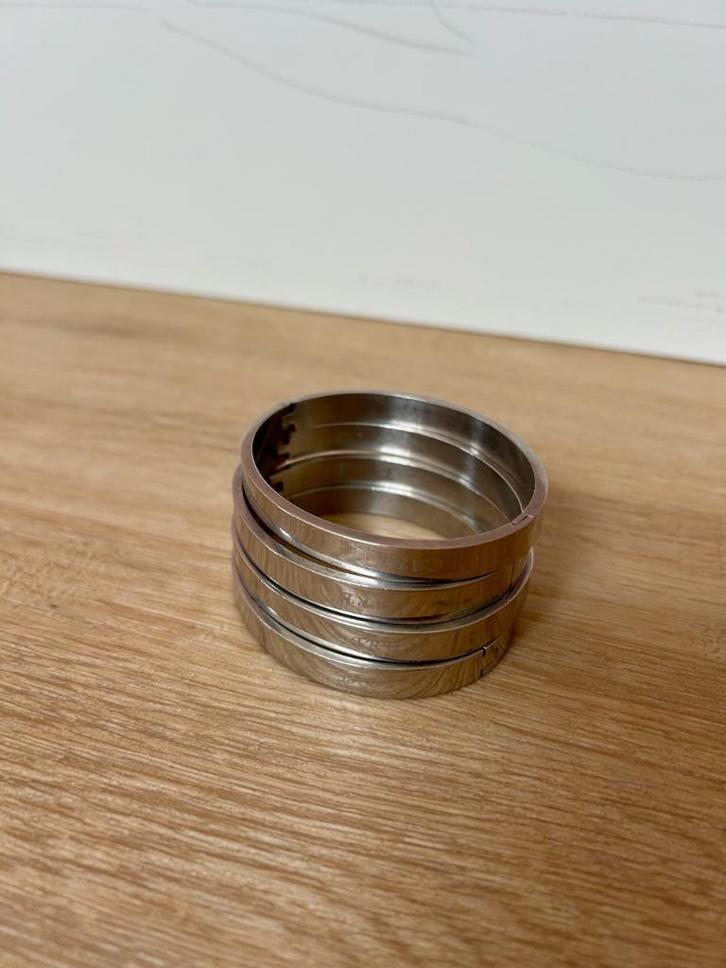 Z.g.a.n. 4 stuks zilveren armbanden van Nikkie, Sieraden, Tassen en Uiterlijk, Armbanden, Zo goed als nieuw, Zilver, Zilver, Ophalen of Verzenden