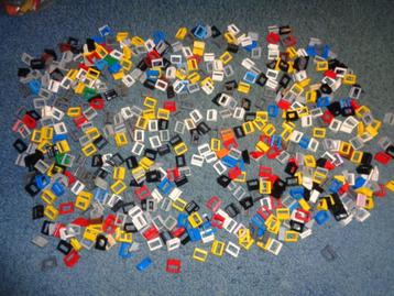 Partij A224=Lego handvaten beschikbaar voor biedingen