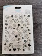 Embossing folder bloemen/klavertje, Ophalen of Verzenden, Zo goed als nieuw, Overige thema's, Pons of Mal