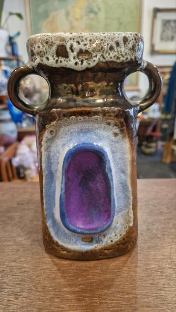 Walter Becht vaas keramiek 147/19 Fatlava paars beschikbaar voor biedingen