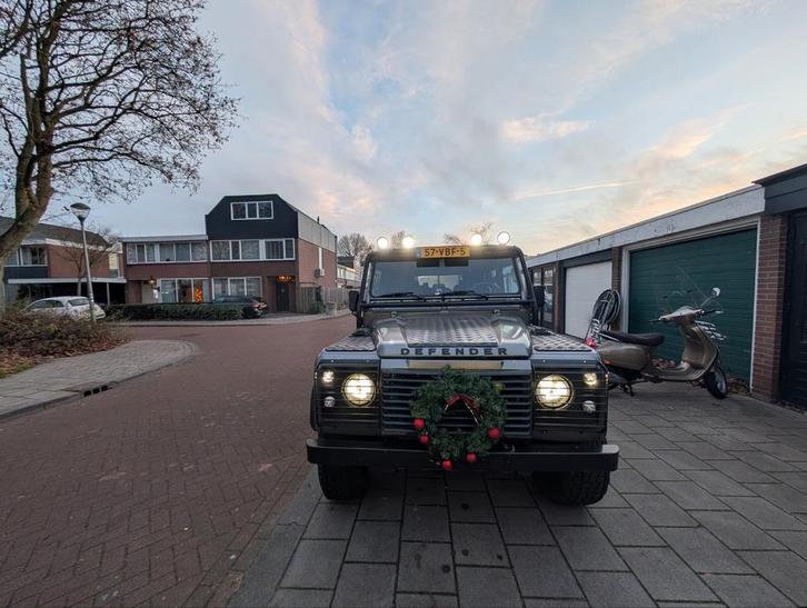 Land Rover Defender 130 TD5 Crew CAB Hcpu/dv DC 2006 airco, Auto's, Bestelauto's, Particulier, Land Rover, Diesel, Handgeschakeld