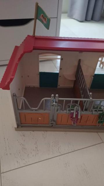 Schleich stal beschikbaar voor biedingen
