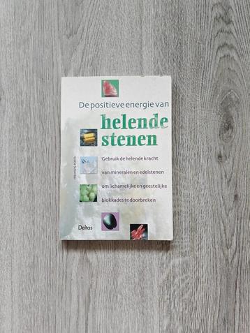 De positieve energie van helende stenen – Gisela Schreiber beschikbaar voor biedingen