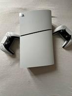 Goeie ps5 net nieuw en hij komt met 2 controllers, Spelcomputers en Games, Ophalen of Verzenden, Zo goed als nieuw