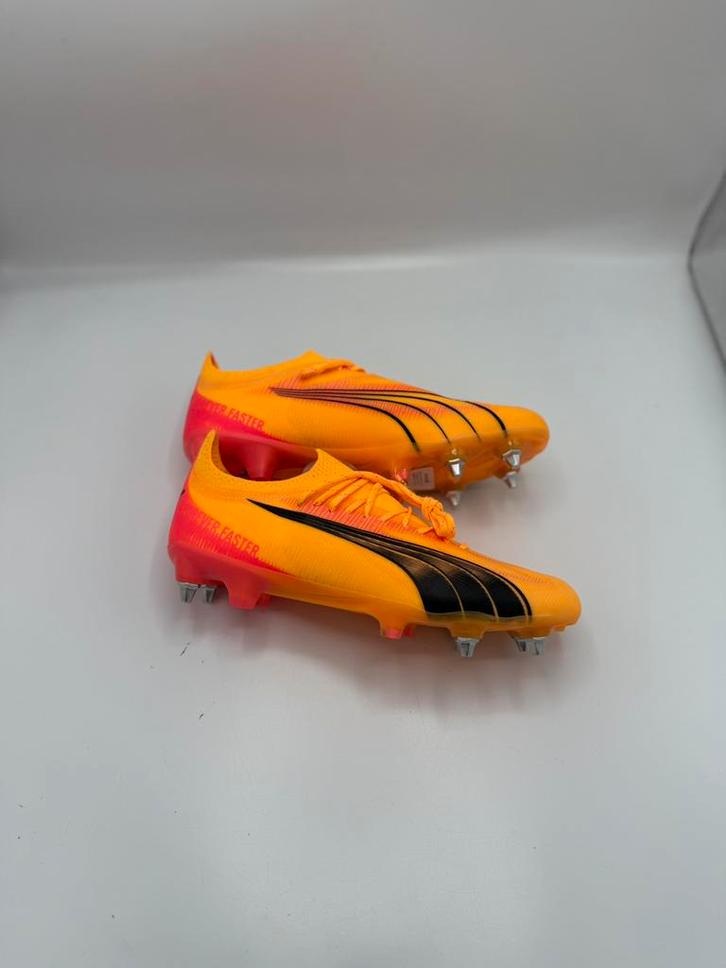 Puma ultra voetbalschoenen duurste versie, Sport en Fitness, Voetbal, Zo goed als nieuw, Schoenen, Maat XS of kleiner, Ophalen of Verzenden