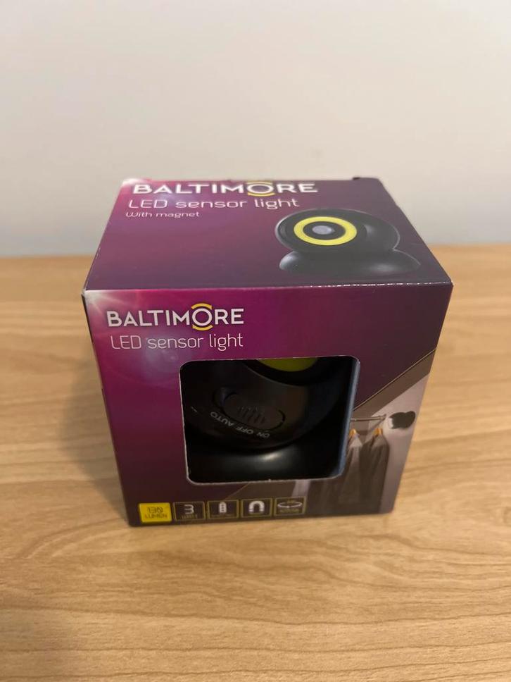 Baltimore LED Sensor Lamp - Zo Goed Als Nieuw, Doe-het-zelf en Verbouw, Bouwverlichting, Zo goed als nieuw, Lamp, Minder dan 50 watt