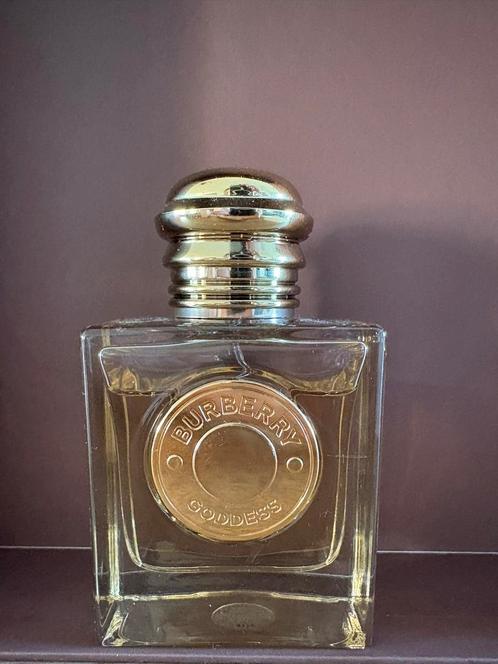 Burberry Goddess 50ml - Zo goed als nieuw, Sieraden, Tassen en Uiterlijk, Uiterlijk | Parfum, Zo goed als nieuw, Ophalen of Verzenden