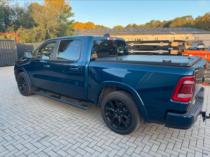 Dodge RAM 1500 Laramie / 4 WD / LPG /2023/ 5.7 liter motor, Auto's, Dodge, Particulier, 4x4, ABS, Achteruitrijcamera, Airbags