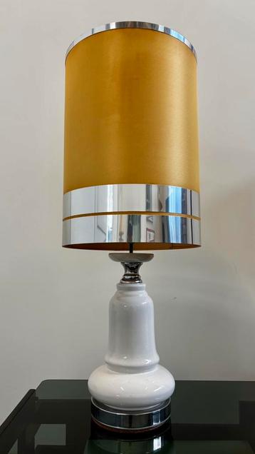 Vintage Tafellamp Wit Keramiek Space Age beschikbaar voor biedingen