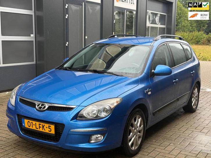 Hyundai I30 CW 1.4i Blue Dynamic Business PDC Trekhaak Airco, Auto's, Hyundai, Bedrijf, Te koop, i30, ABS, Airbags, Airconditioning
