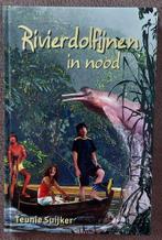 Teunie Suijker - Rivierdolfijnen in nood, Ophalen of Verzenden, Zo goed als nieuw