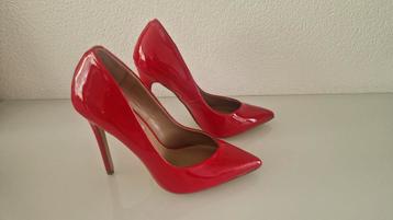 Steve Madden Wicket Pumps rood mt 38.5 NIEUW beschikbaar voor biedingen