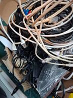 Doos vol audio en tv kabels, Ophalen of Verzenden, Zo goed als nieuw, 2 tot 5 meter