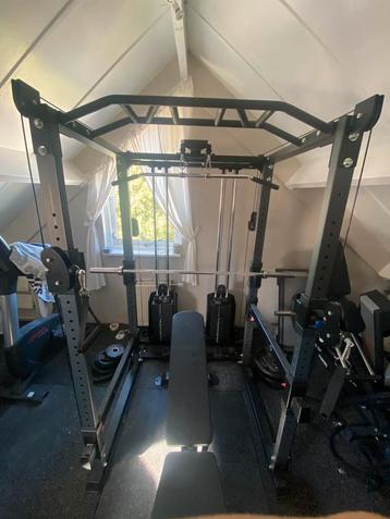 Bodycraft powerrack dual pulley bankdruk lat pulldown beschikbaar voor biedingen