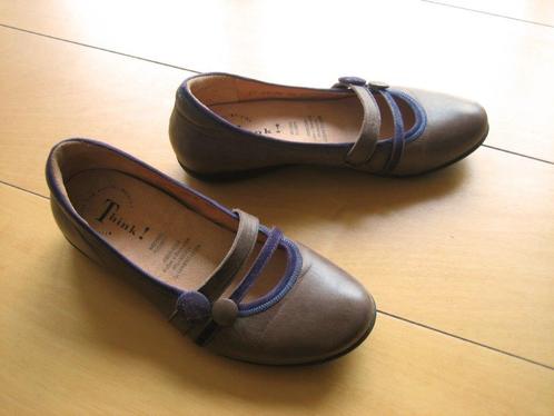Mooie speelse taupe leren ballerinas THINK! 38 snazzeys, Kleding | Dames, Schoenen, Zo goed als nieuw, Ballerina's, Bruin, Verzenden