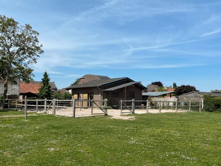 Stalling aangeboden voor een pony, Dieren en Toebehoren, Stalling en Weidegang, Stalling, Weidegang, 1 paard of pony