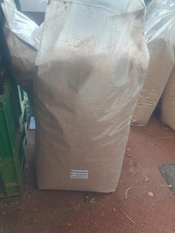 Rookmot of snippers eik of beuken pallet 33 stuks beschikbaar voor biedingen