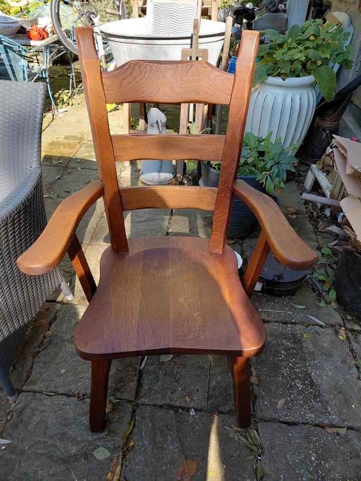 Houten Stoel met Armleuningen, Antiek en Kunst, Antiek | Meubels | Stoelen en Banken, Ophalen of Verzenden
