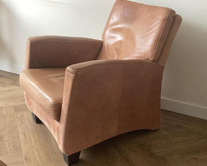Fauteuil cognac leder MOET NU WEG!!!!!, Huis en Inrichting, Fauteuils, Gebruikt, Leer, 50 tot 75 cm, 75 tot 100 cm, Ophalen