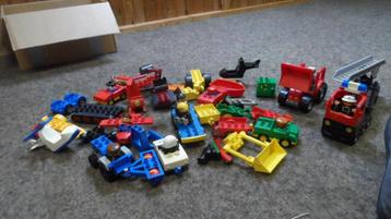 Duplo  LEGO  van alles  wat  beschikbaar voor biedingen