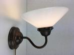 Herda messing wandlamp met melk glazen kap - 119650, Huis en Inrichting, Lampen | Wandlampen, Ophalen of Verzenden, Zo goed als nieuw