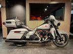 HARLEY-DAVIDSON ELECTRA GLIDE ULTRA CLASSIC FLHTCU (bj 2015), 2 cilinders, 1690 cc, HARLEY-DAVIDSON, Motorrijbewijs A