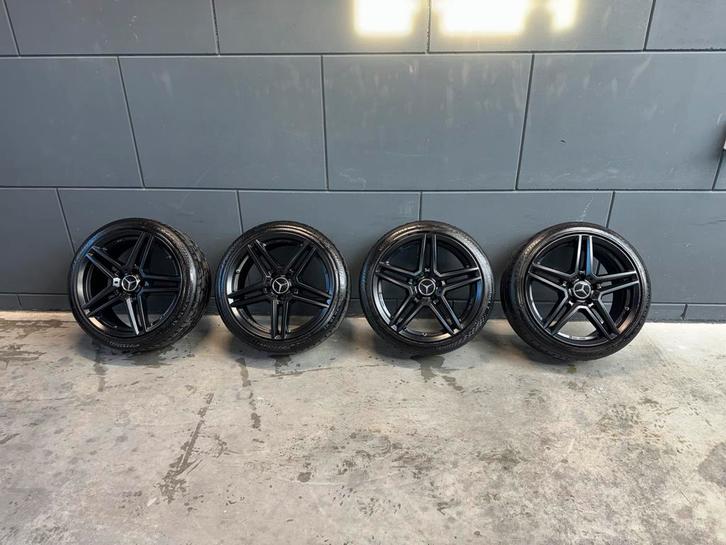 Mercedes velgen 18 inch 225/40/18, Auto-onderdelen, Banden en Velgen, Banden en Velgen, Zomerbanden, 18 inch, 225 mm, Personenwagen