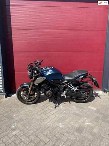 Honda CB 650 R Neo Sports Café Schade BTW VOERTUIG 1e Eigen beschikbaar voor biedingen