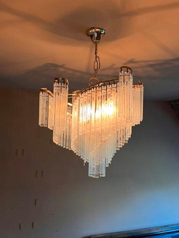 Vintage Hollywood Regency kroonluchter goud beschikbaar voor biedingen
