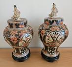 Twee prachtige antieke Aziatische vazen met deksel, Ophalen