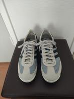 Adidas heren sportschoenen maat 43/5 of 9,5, Kleding | Heren, Ophalen of Verzenden