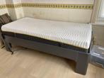 1 persoons elektrisch verstelbaar bed inclusief matras, Ophalen, Verstelbaar, 90 cm, Eenpersoons