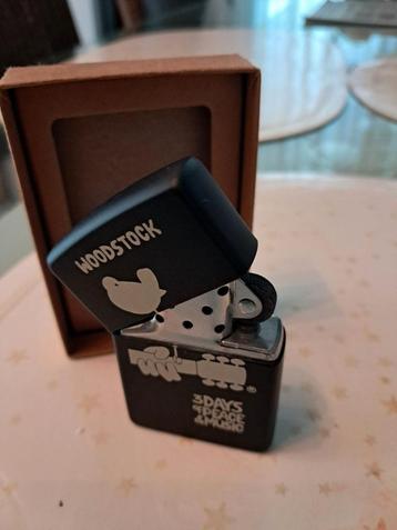 Zippo Woodstock 94 beschikbaar voor biedingen