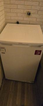 Compacte tafelmodel koelkast - Nieuw Inventum met garantie, Minder dan 85 cm, Minder dan 60 cm, Zo goed als nieuw, Energieklasse A of zuiniger