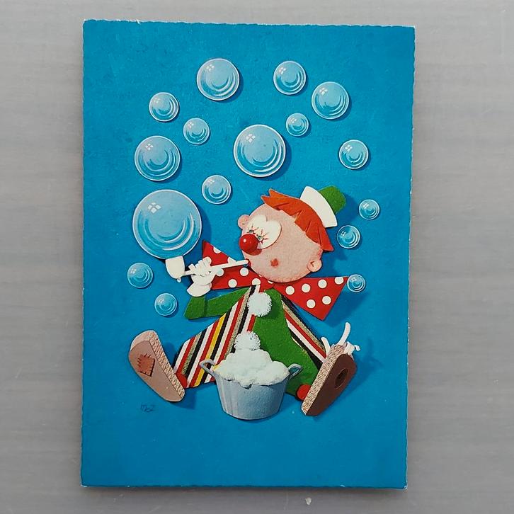oud blauw kaartje met bellenblazende clown, Verzamelen, Ansichtkaarten | Themakaarten, Ongelopen, Kinderen, Ophalen of Verzenden