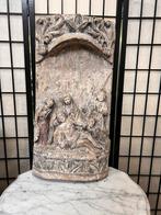 Antiek houtsnijwerk Pietà reliëf – 18e/19e eeuw, Antiek en Kunst, Ophalen of Verzenden