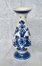 Porceleyne Fles: slank, sierlijk vaasje (1975), Ophalen of Verzenden