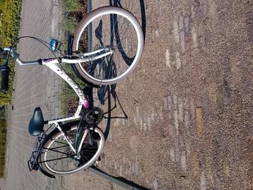 Nette Meisjes fiets 24 inc beschikbaar voor biedingen