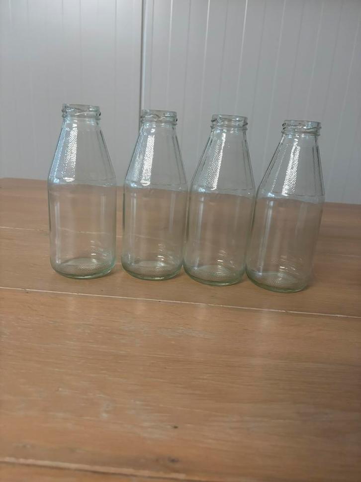 Glazen flessen - ruim 300 stuks, Verzamelen, Glas en Borrelglaasjes, Zo goed als nieuw, Overige typen, Ophalen
