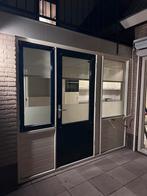 Pui met loopdeur en zijlichten, Ophalen, Gebruikt, 120 cm of meer, 215 cm of meer