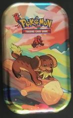 Pokemon - 50 kaarten met gratis lege Dachsbun Tin, Ophalen of Verzenden, Zo goed als nieuw, Meerdere kaarten, Foil